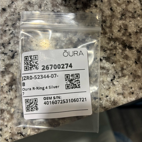 Silver Oura Ring - Picture 6 of 6